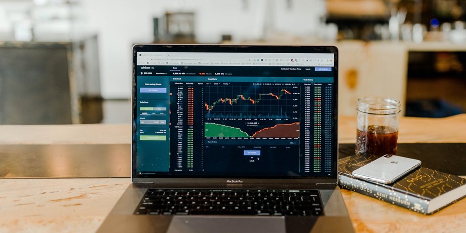 биржа, акции, Tesla, Facebook, Netflix, Microsoft