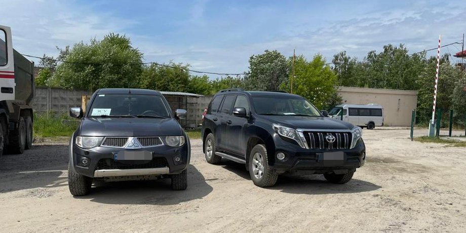 заарештовані авто, авто медведчука, вилучені автомобілі, авто на допомогу зсу