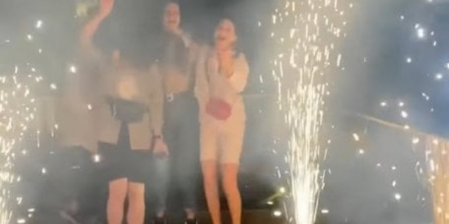 Львов, скандал во Львове, вечеринка на мемориале во Львове