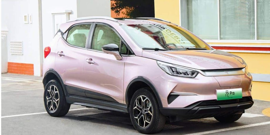 BYD Yuan Pro, новый BYD, электромобиль BYD, китайский клон Ford