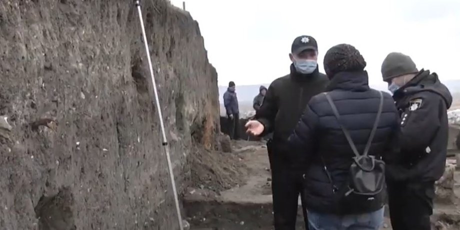 раскопки, археологи, вандалы, Звенигород