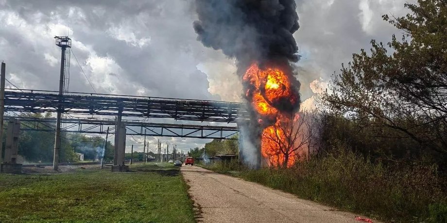 Стерлітамацький нафтохімічний завод пожежа, Стерлітамацький нафтохімічний завод вибух, Стерлітамацький нафтохімічний завод 19 серпня, СНХЗ 19 серпня, СНХЗ вибух, СНХЗ пожежа