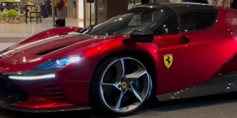 Ferrari Daytona, Ferrari Daytona SP3, суперкар Ferrari, Криштиану Роналду, авто Криштиану Роналду