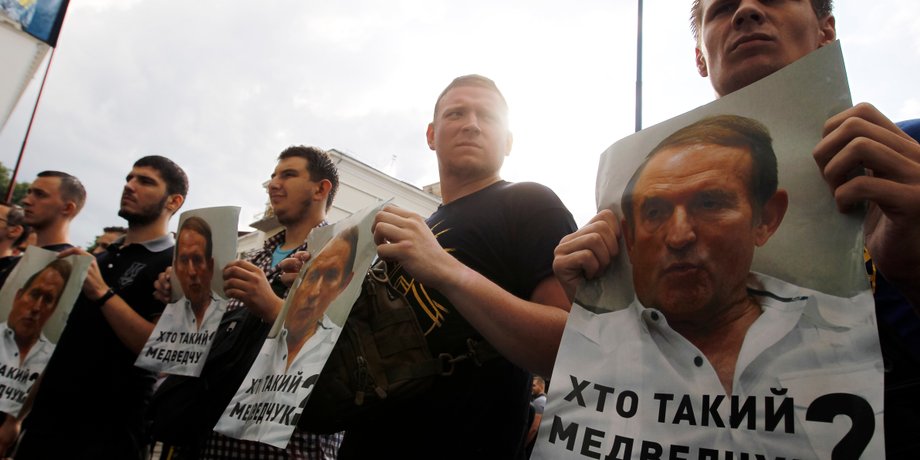 виктор медведчук, нацкорпус, пикет
