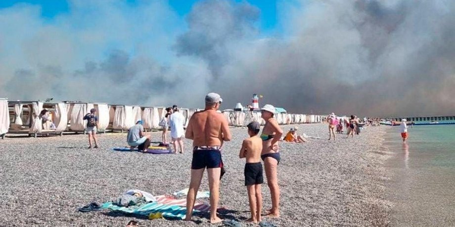 новофедоровка взрывы, взрывы в крыму, взрывы новофедоровка, взрыв новофедоровка, саки взрыв, саки взрывы, саки обстрел