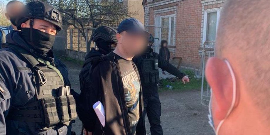 антімасочнік, маріуполь, дебошир, затримання, атб