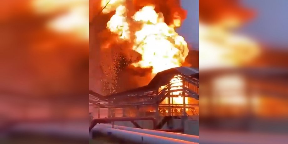 Пожар на нефтебазе "Кавказская" в Краснодарском крае, пожар, российский нпз