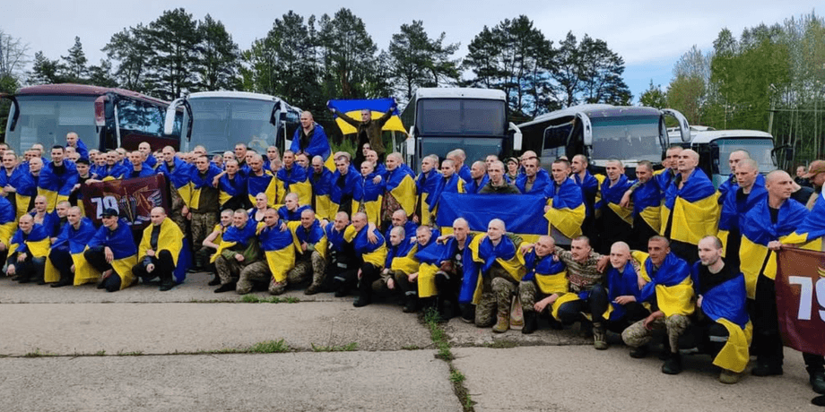 Обмен пленными 6 мая, даниил черняев, чонгар, военнопленные, станислав бунятов осман, зеленый
