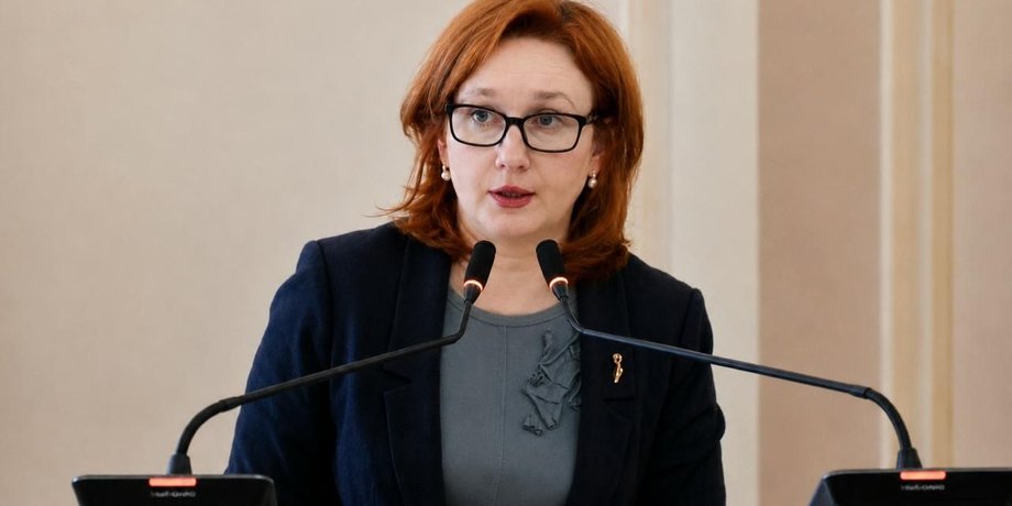 Анна Толстанова