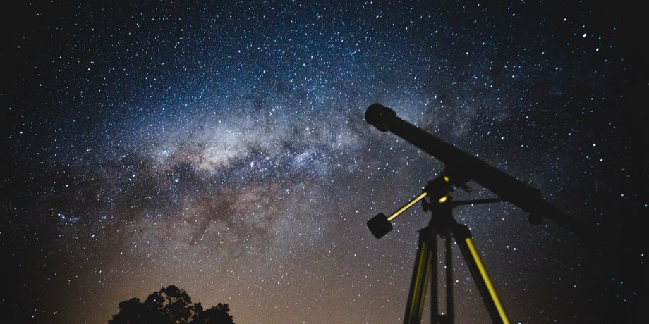 лінзи, наука, Коперник, Галілей, Кеплер, телескоп, інструмент, оптика, вчений, патент, дзеркала, Ньютон, оптичне явище, Всесвіт