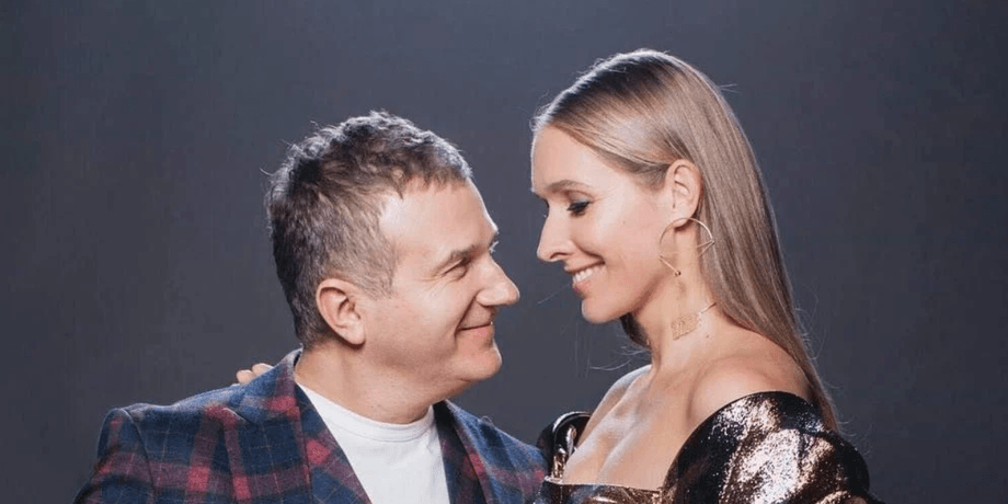 Екатерина Осадчая и Юрий Горбунов смотрят друг на друга