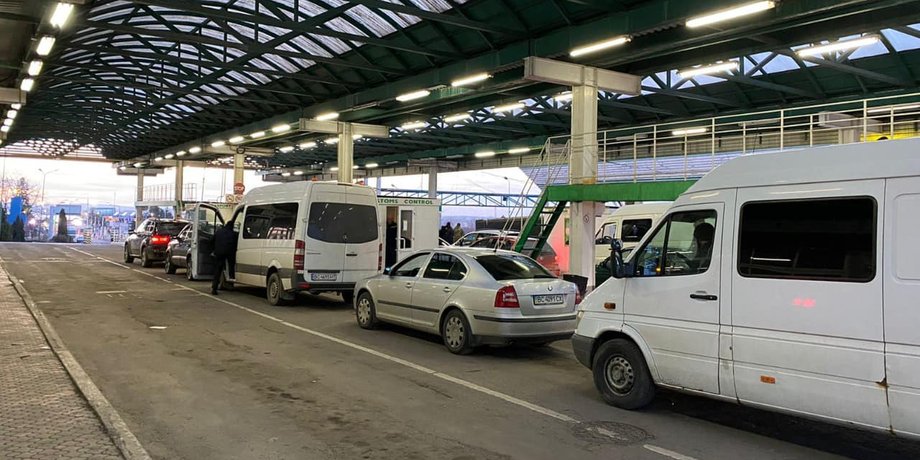очереди на границе, растаможка авто, бесплатная растаможка, растаможка автов  Украине, льготная растаможка