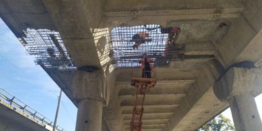 ремонт Південного мосту у Києві