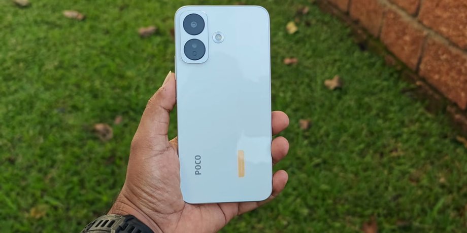 Смартфон Poco X8