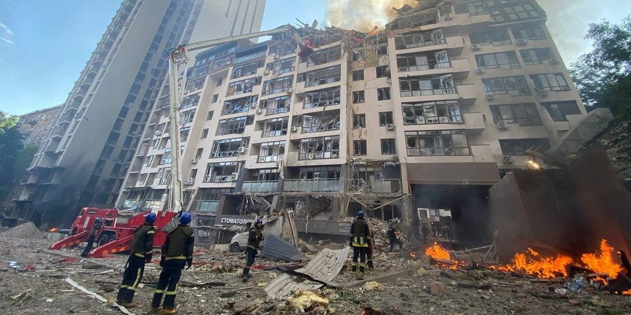 ракета, обстрел киева, попадание ракеты, Шевченковский район