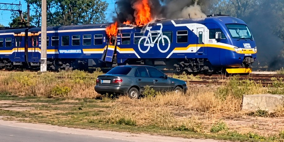 В результаті дронової атаки загорівся поїзд Дніпро – Запоріжжя