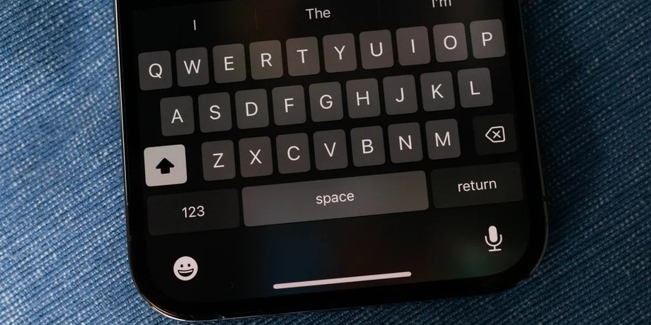 Клавиатура iPhone ios 26 печать