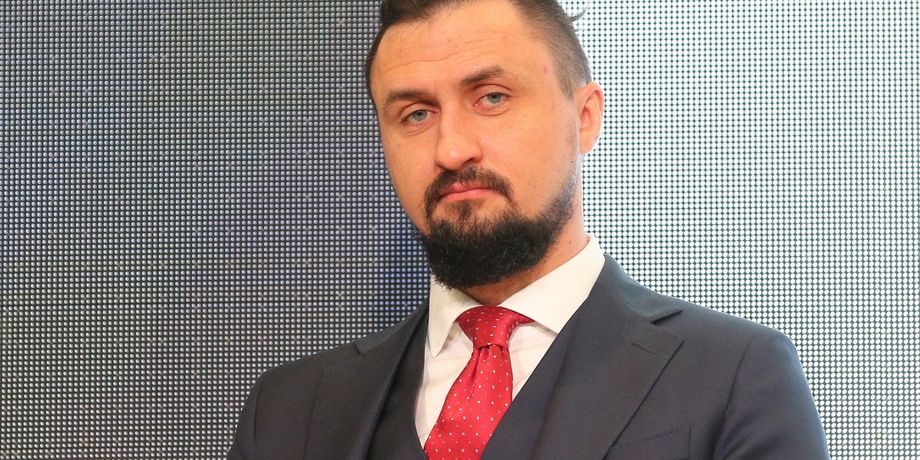 Александр Камышин