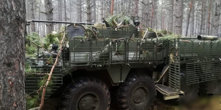 БТР-82АТ где-то в Луганской области
