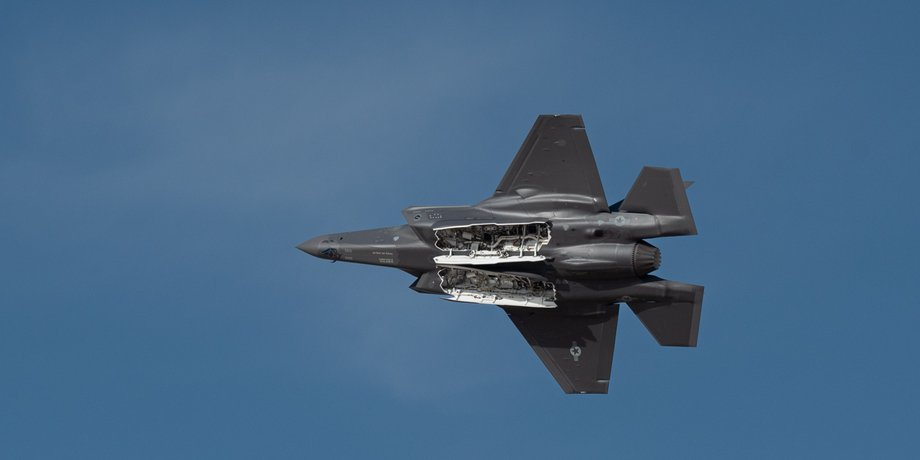 производство F-35