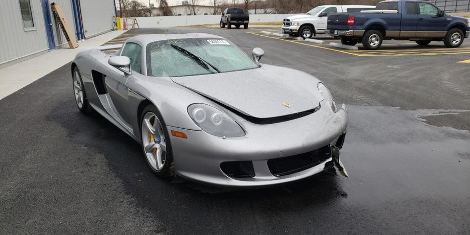 Porsche Carrera GT, авто зі США, битки зі США, авто після ДТП, суперкар Porsche, аукціон Copart