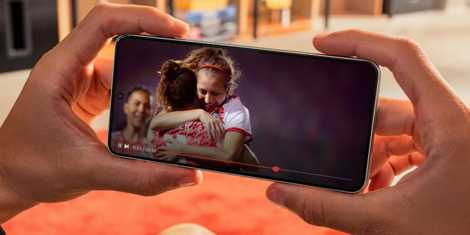 Смартфон Motorola Edge 70 Max