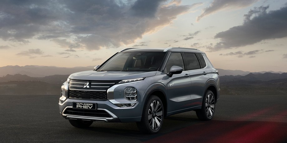 Mitsubishi Outlander PHEV, Mitsubishi Outlander, новый Mitsubishi Outlander, кроссовер Mitsubishi, кроссовер Mitsubishi