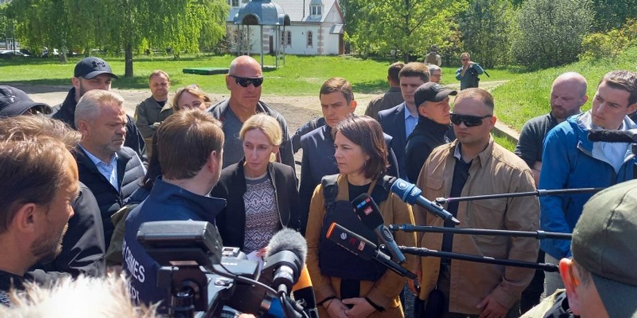анналена бербок, мид германии, мид фрг, бербок германия, бербок биография, бербок в киеве, бербок в украине