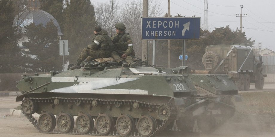 Оккупация Херсона вторжение оккупанты захват Россия Колыхаев требования