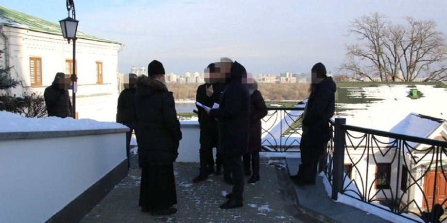 упц мп, священик, лавра, сбу