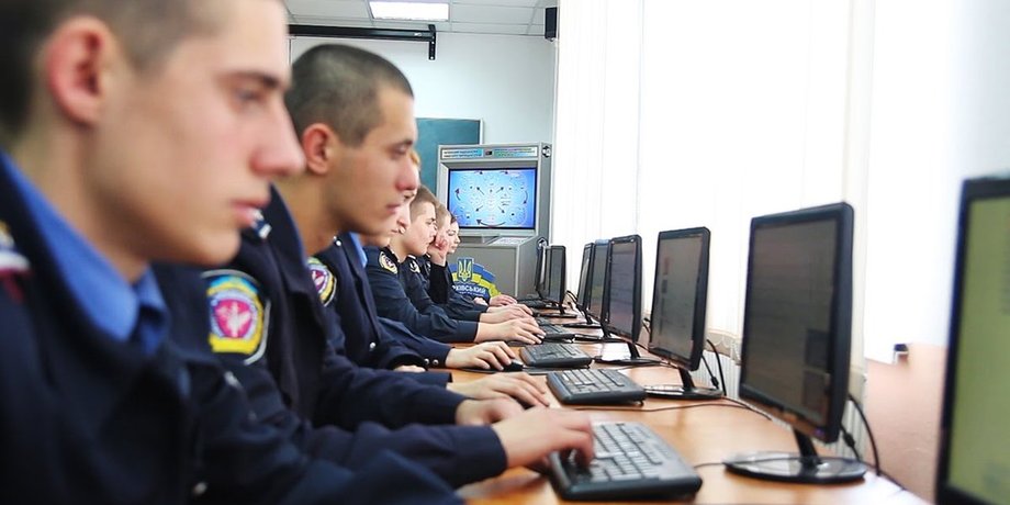 таблетки, группы смерти, киберполиция, соцсети, самоубийство