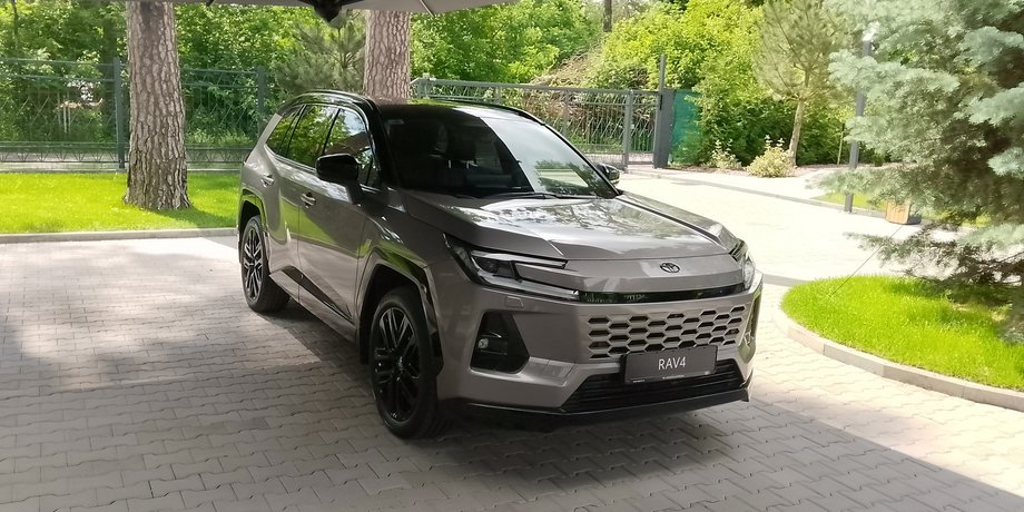 Toyota RAV4 2026 года