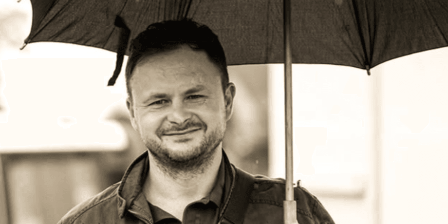 Роман Ясіновський, Спіймати кайдаша, підробіток, таксі