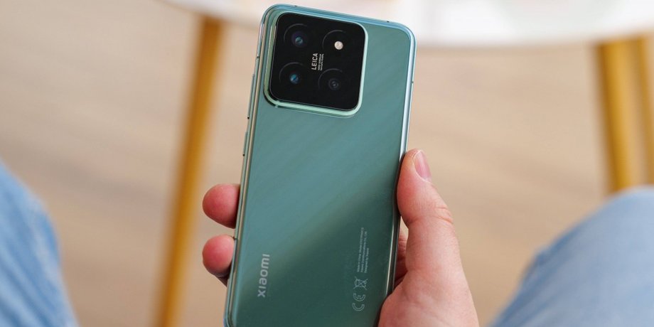 Смартфон Xiaomi 14