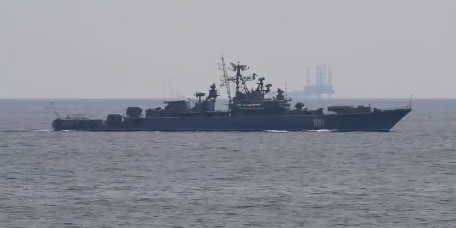 Чорне море, російський корабель, Ладний