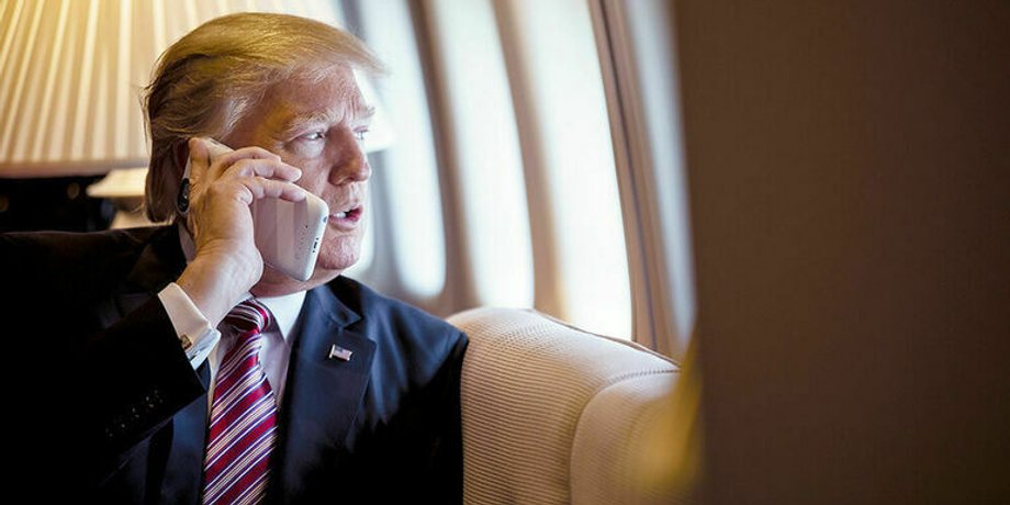Дональд Трамп зателефонував Путіну