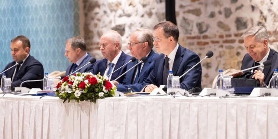 Російська делегація на переговорах у Стамбулі