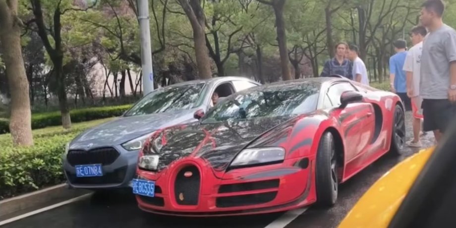 Bugatti, Bugatti Veyron, BMW, BMW 2 Gran Coupe, Китай, Водії, Авто, Автомобілі, Відео, ДТП