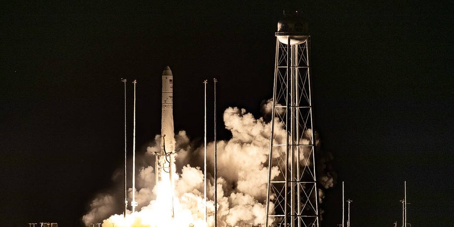 Фото: NASA/Terry Zaperach