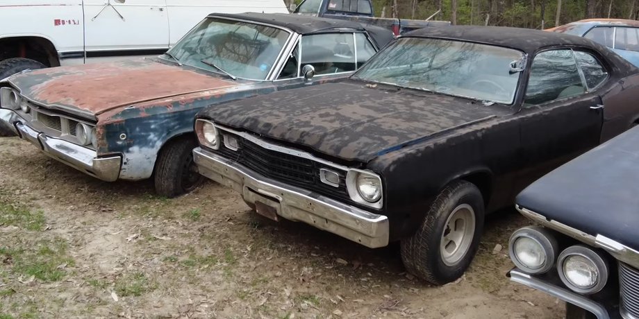 старовинні авто, колекція авто, Dodge Charger, Dodge Challenger, Plymouth Barracuda