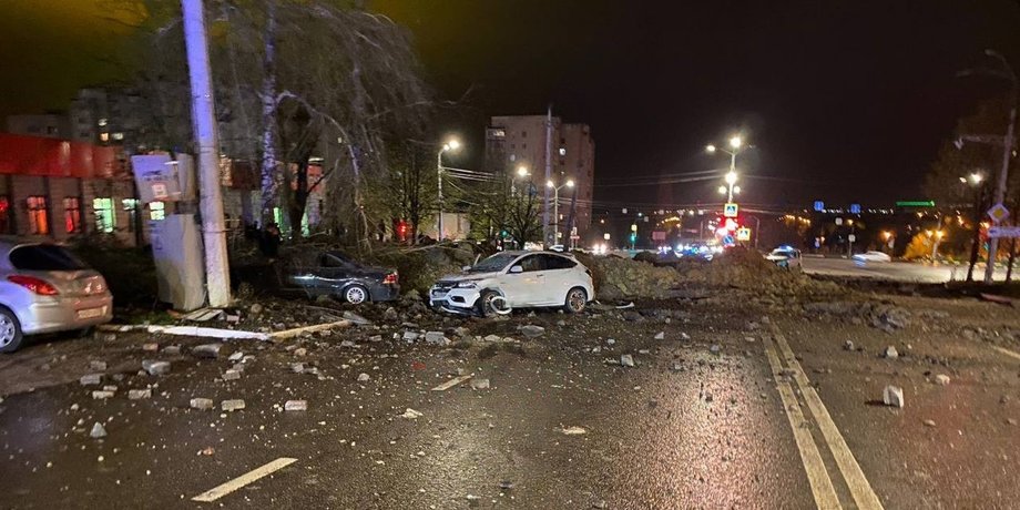 Белгород, воронка, взрыв, авиабомба, бомба, Россия, Минобороны РФ, война в Украине
