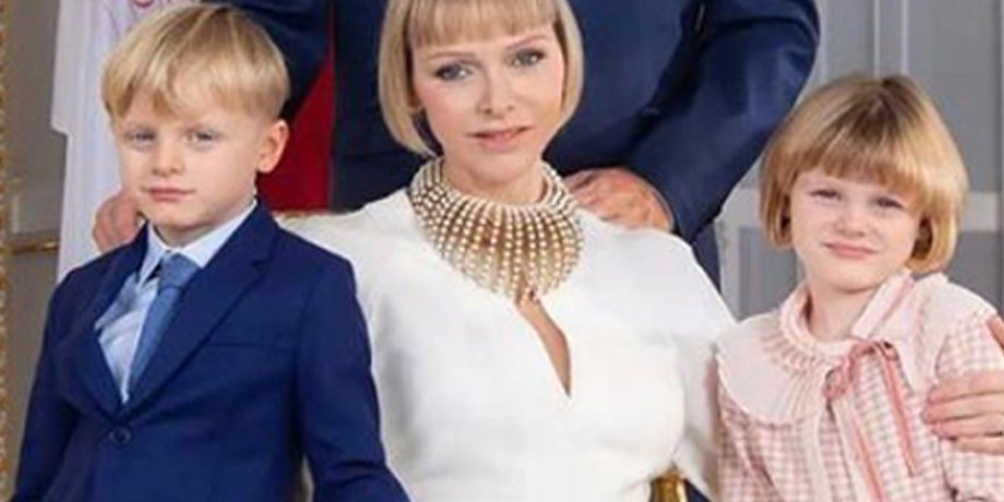 Новий портрет королівської сім'ї Монако фото