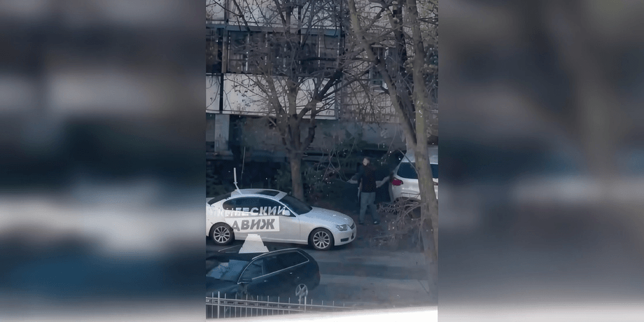 Мужчина устроил стрельбу в Киеве