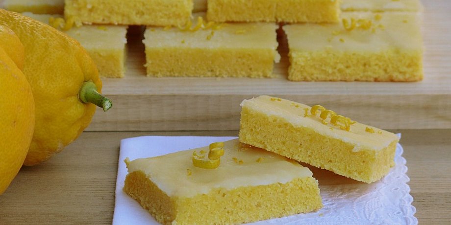 лимонные брауни, блонди с лимоном, лимонные пирожные, лимонный десерт