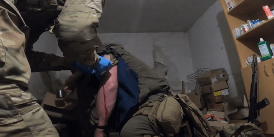 раненый военный, ранение, ранение в бахмуте, раненый боец бахмут