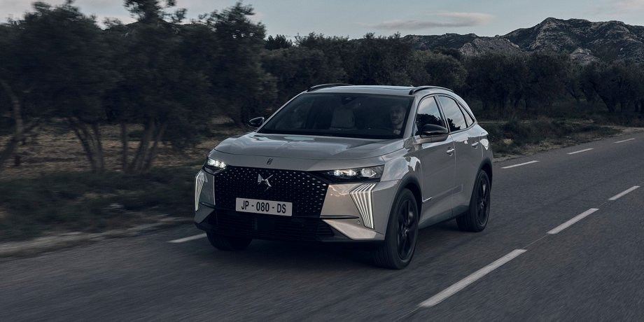 DS, DS 7, DS Automobiles, Украина, Кроссовер, Новинки, Гибрид, Цены, Комплектации, Характеристики, Фото