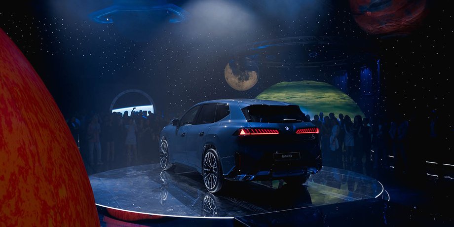 BMW iX3