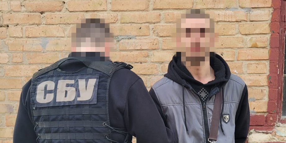 військове обладнання, комплектуючі для авіаційної техніки, СБУ, підозра, зловмисники, затримання підозрюваних