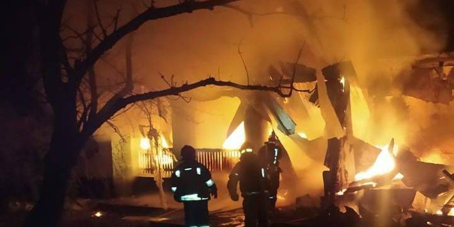 Атака ВС РФ, последствия взрыва, пожар, Днепропетровская область