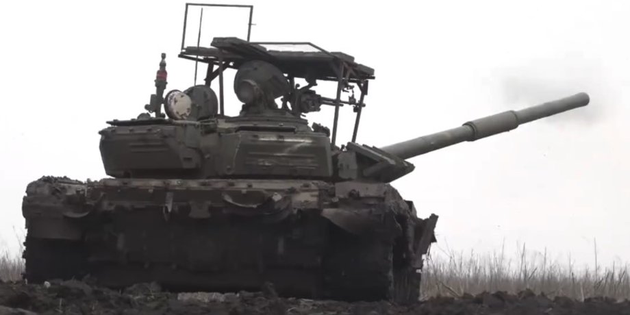 Российский танк Т-72Б3, Т-72 с динамической защитой на башне